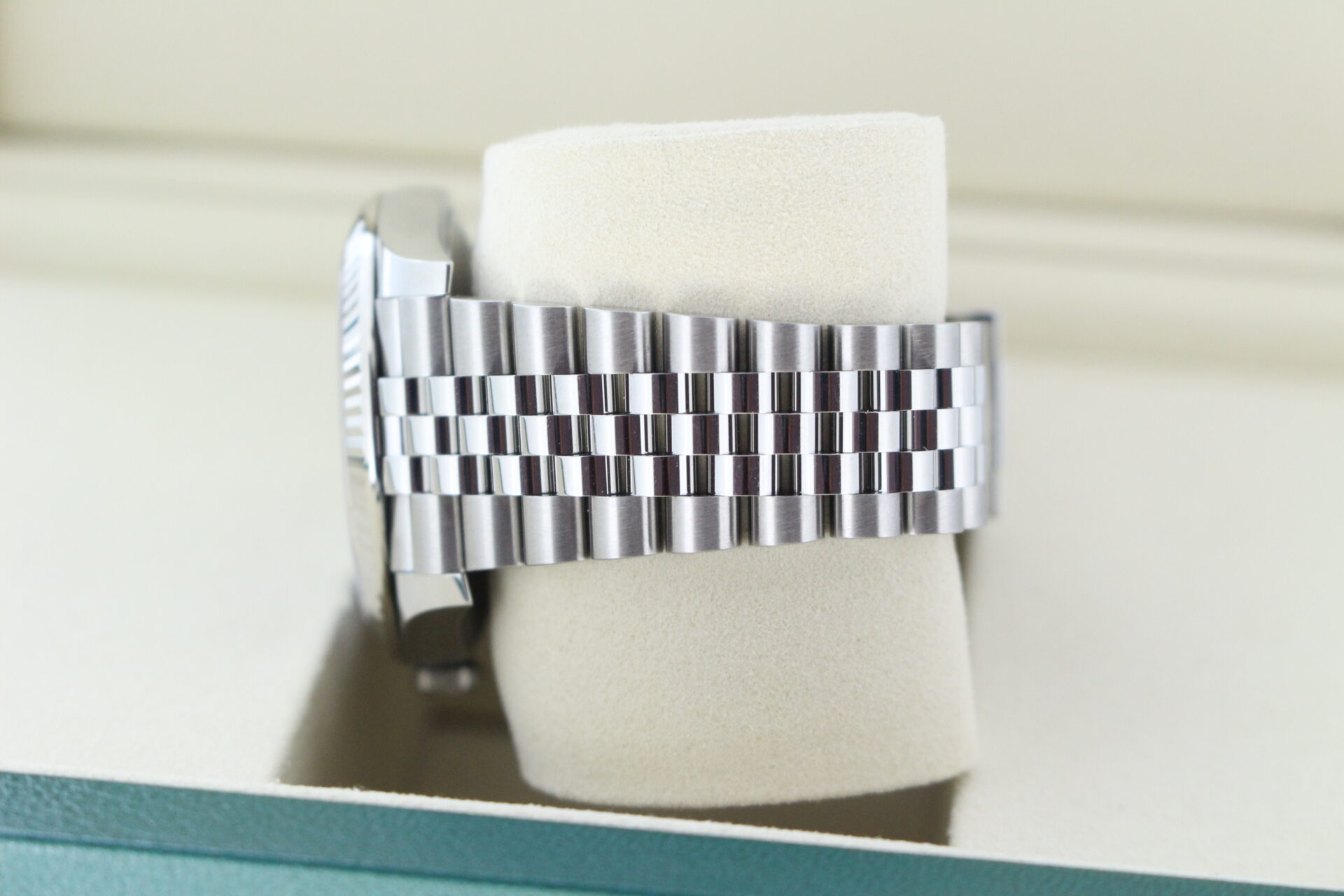 Rolex Datejust 41 Azzurro 'New Release' 126334 Jubilee bracelet