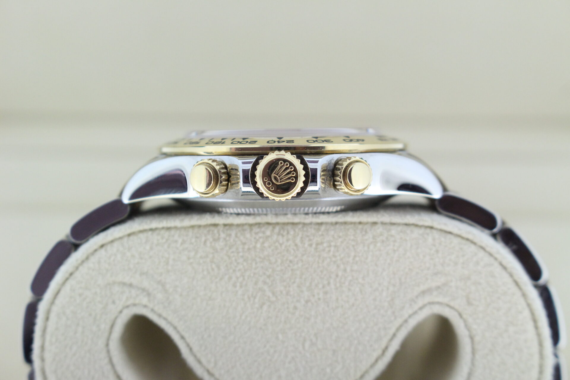Rolex Daytona Diamond Dial 116503 crown