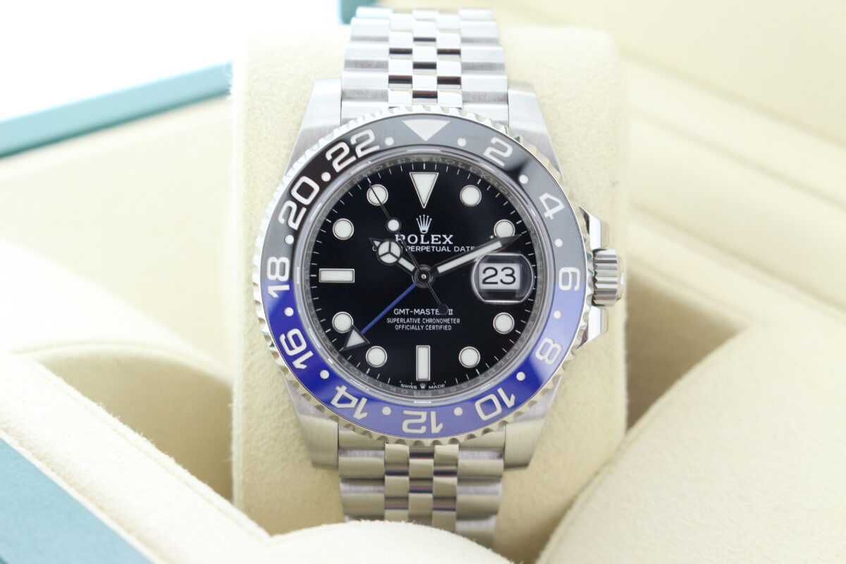 Rolex GMT Master Batgirl black and blue bezel