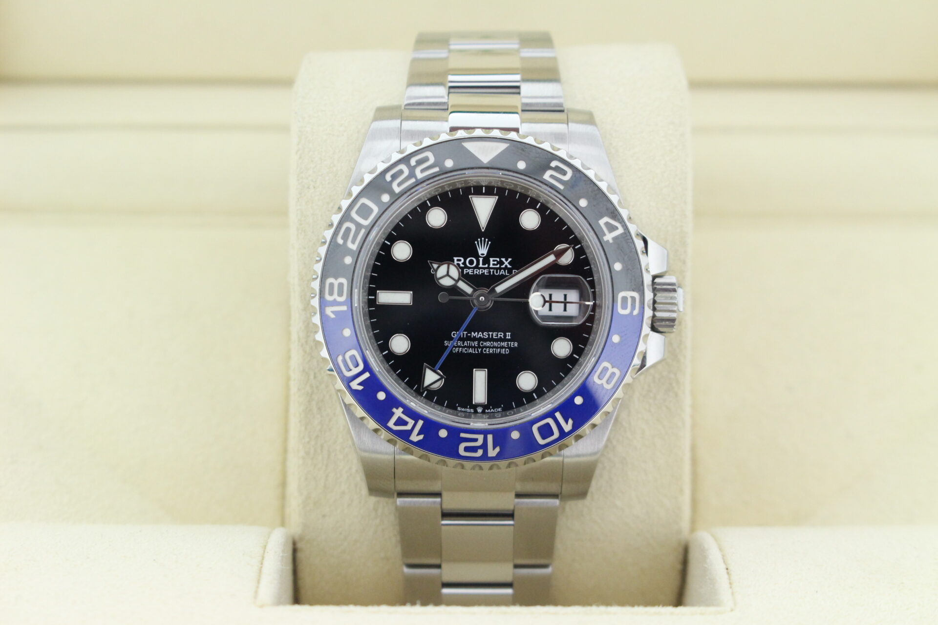 Straight on picture of the Rolex GMT Master II Batman