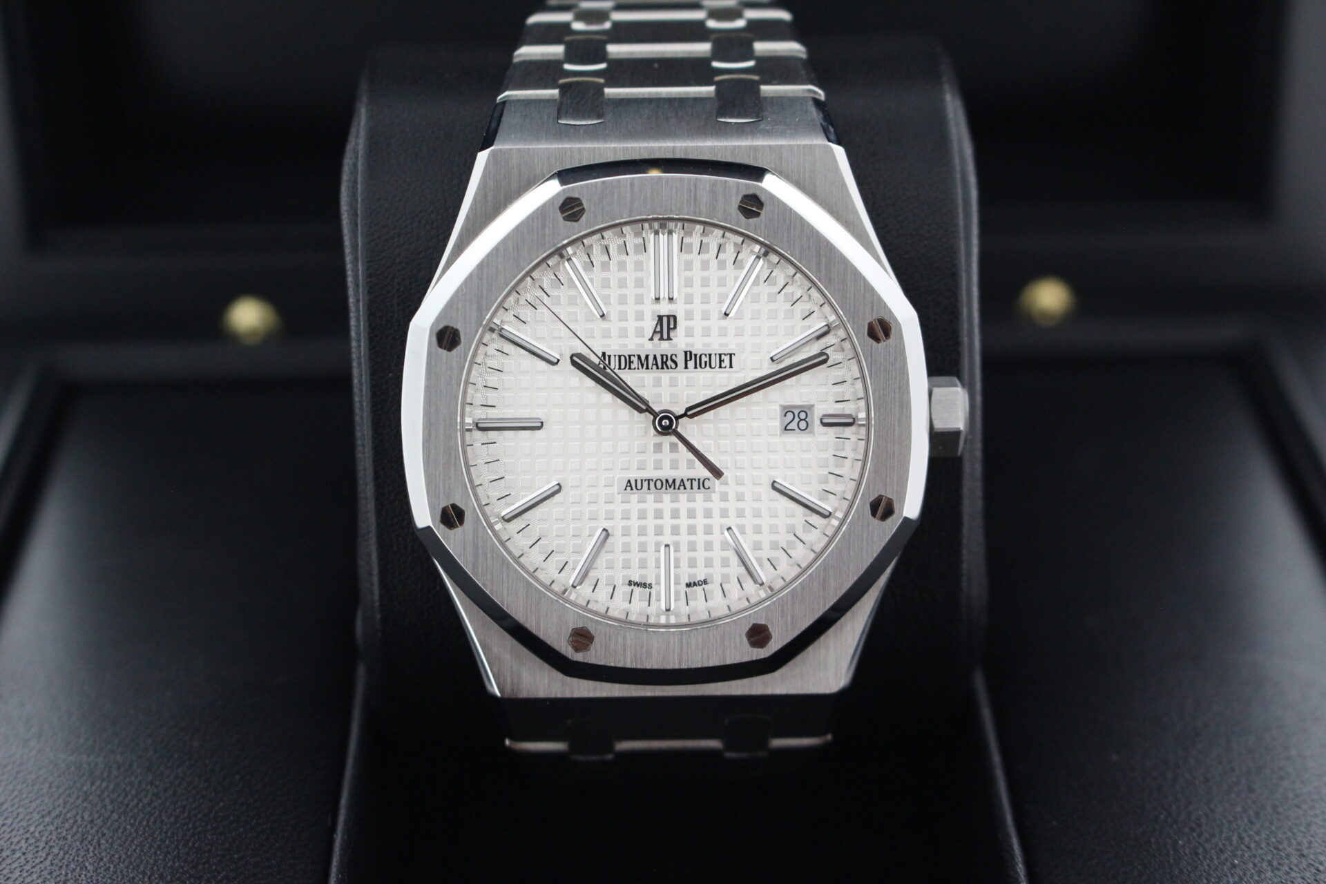 Audemars Piguet Royal Oak 15400ST
