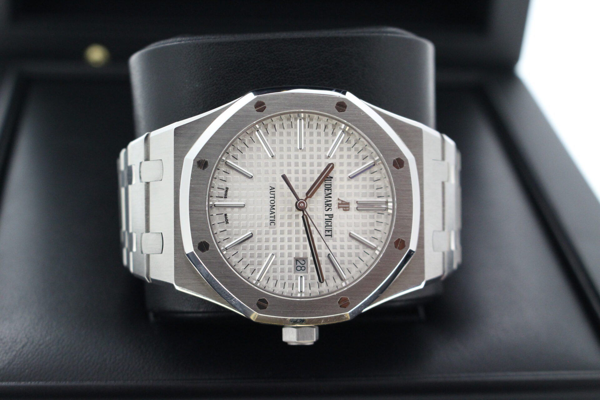 Audemars Piguet Royal Oak 15400ST on it's side