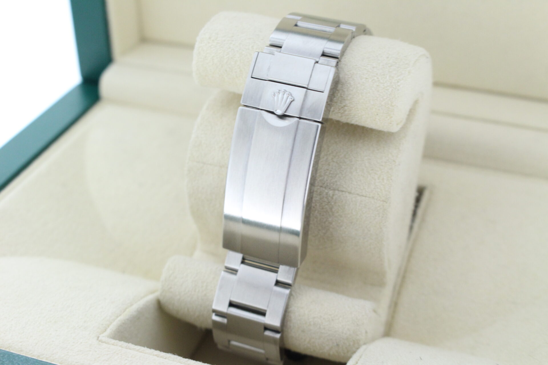 Rolex Clasp and oyster