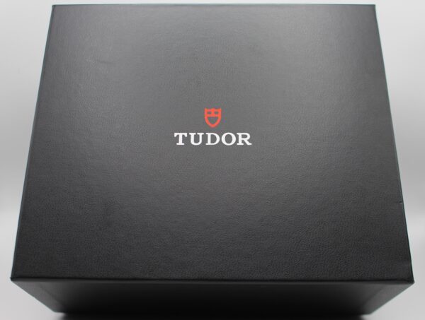 Tudor outer carboard box