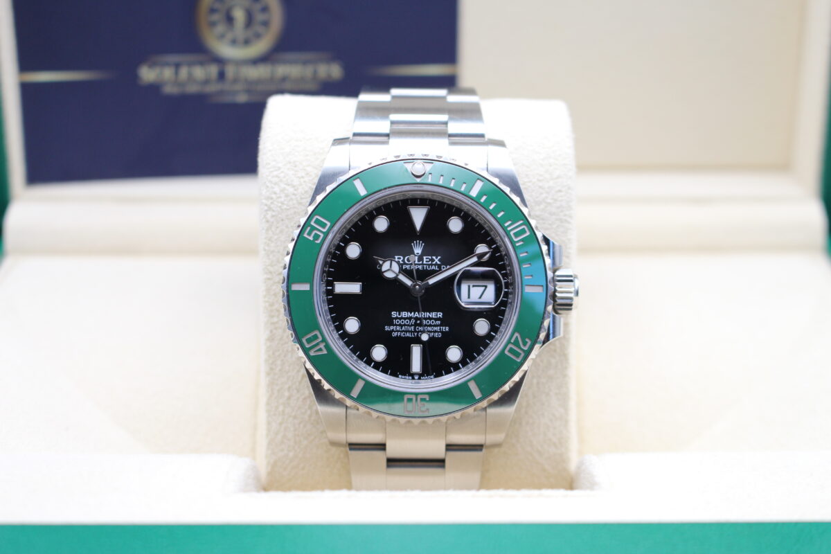 Rolex Submariner Starbucks reading 10 past 10