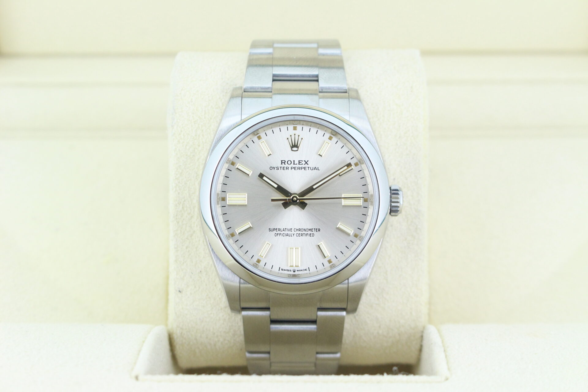 Rolex Oyster Perpetual 36 Silver 126000