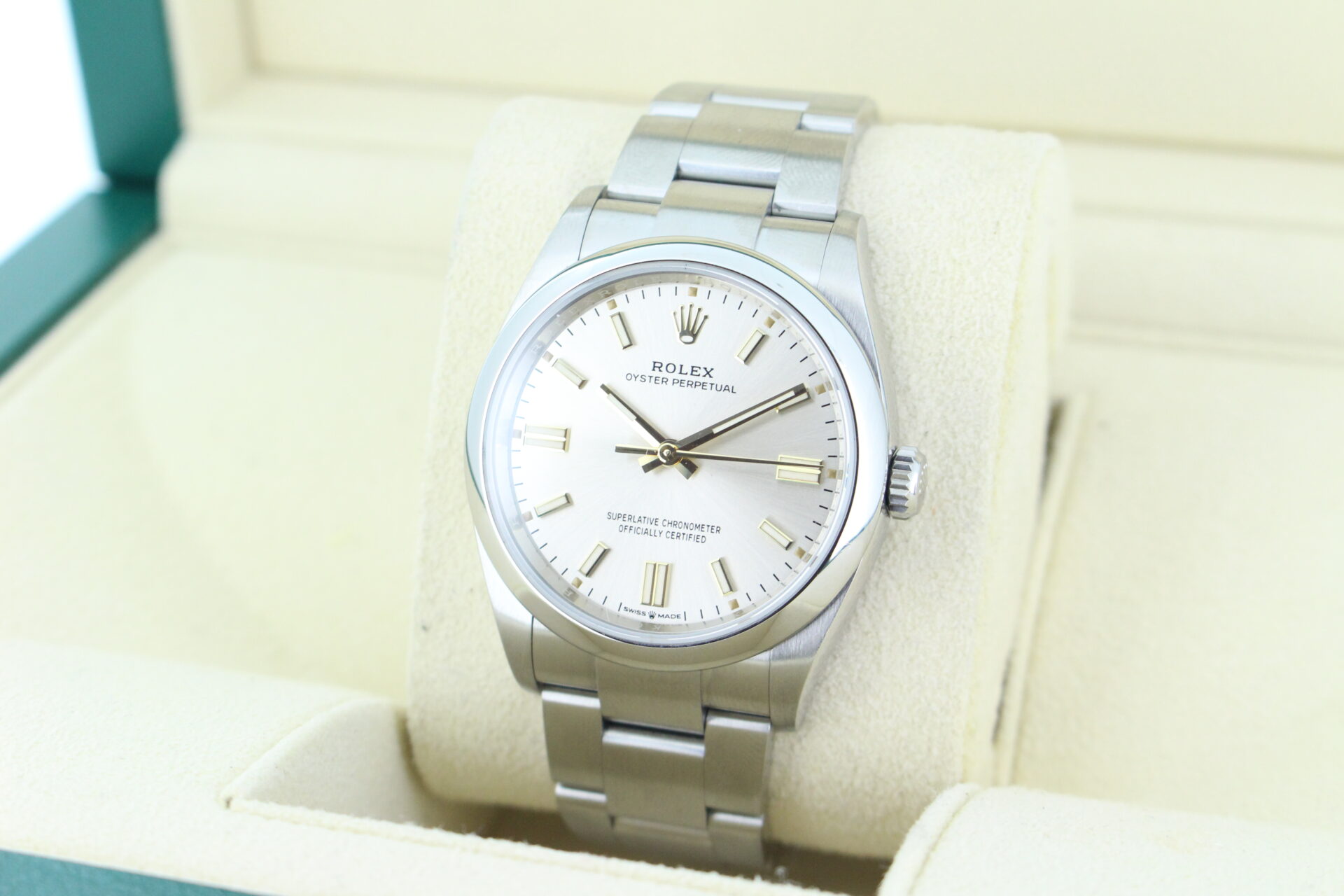 Rolex Oyster Perpetual 36 Silver 126000 facing towards the left to show the right angle