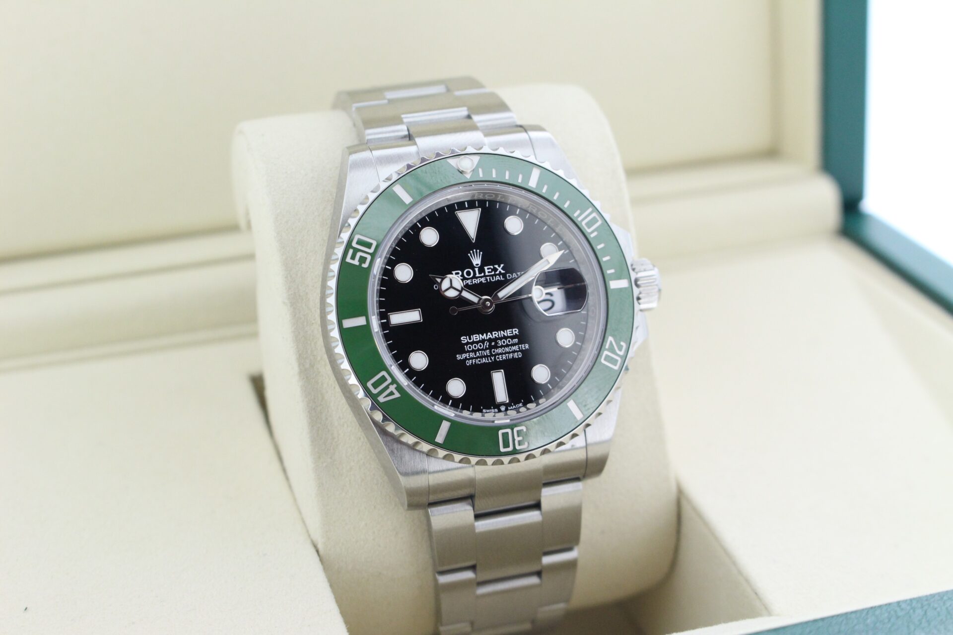Rolex Submariner Starbucks 41mm 126610LV - Image 6