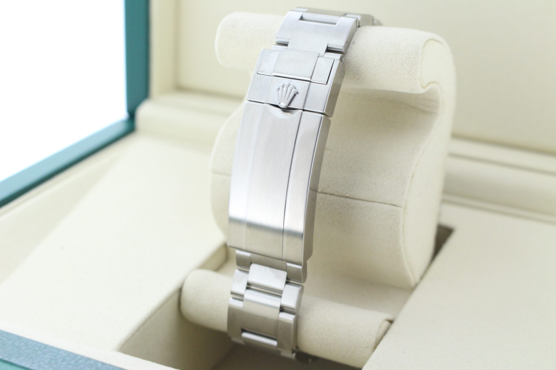 Rolex clasp on a submariner