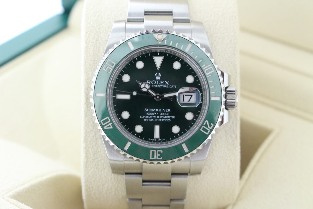 Rolex Submariner Hulk 40mm 116610LV turned