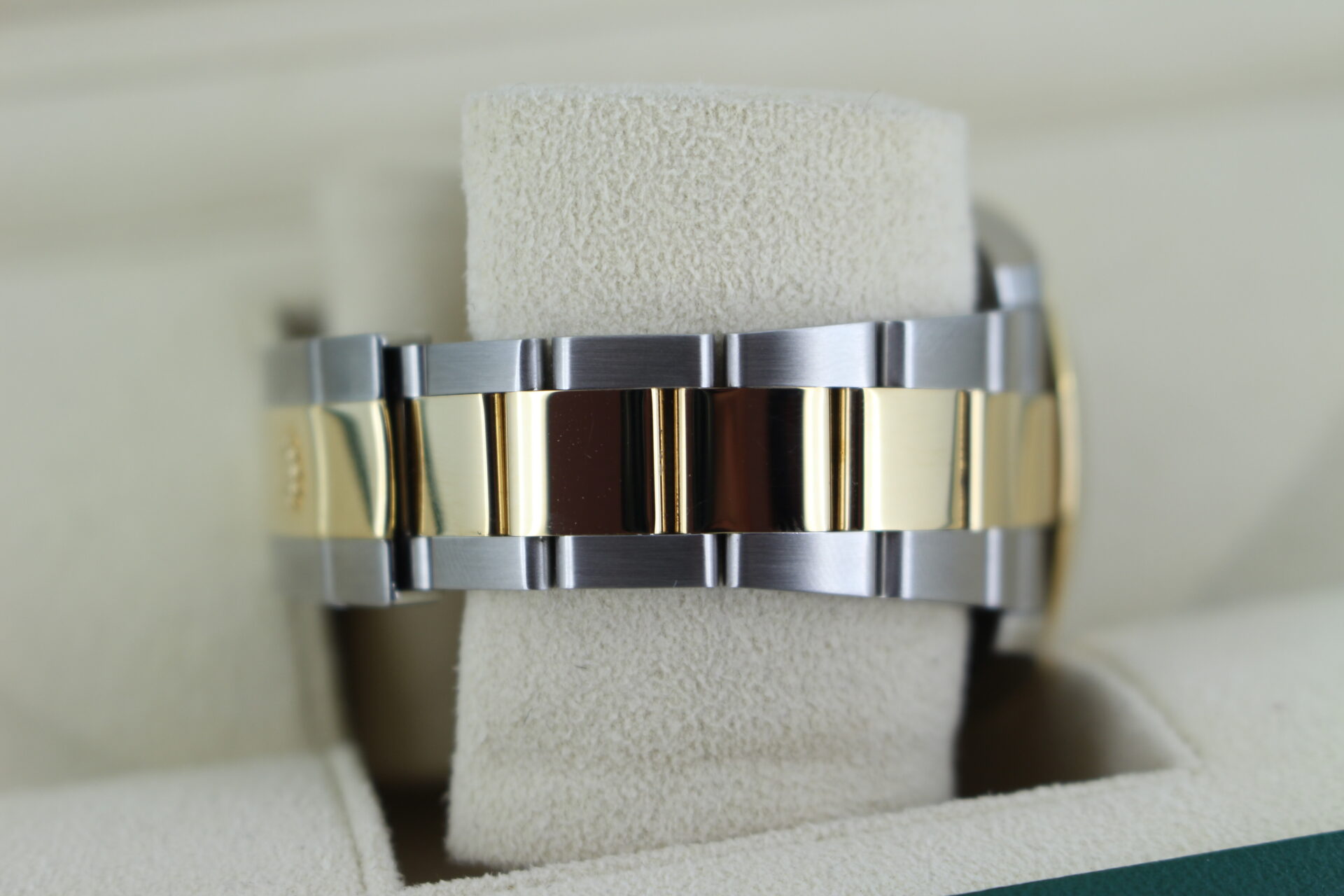 Rolex Datejust 41mm 126333 Oyster bracelet
