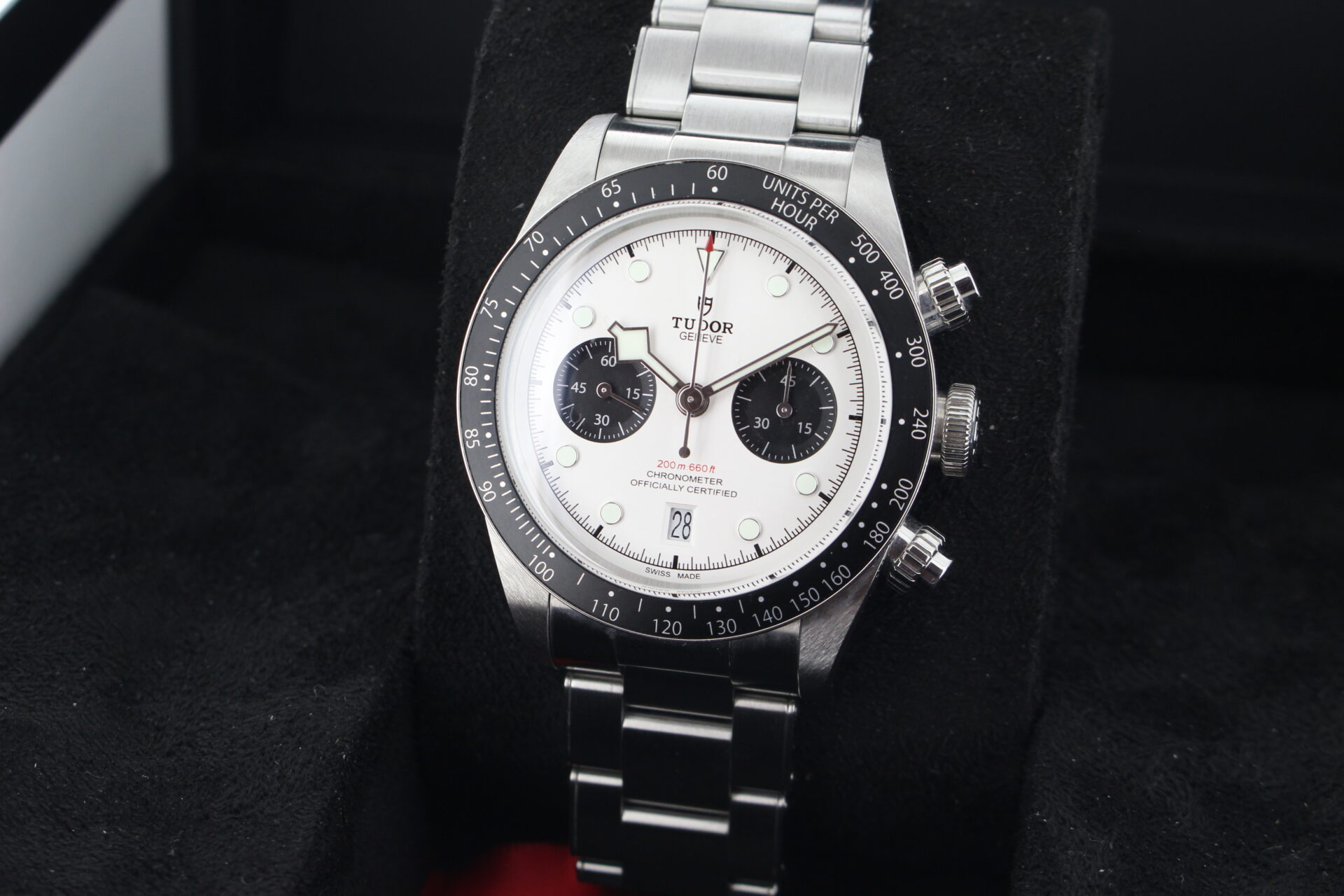Tudor Black Bay Chrono Panda M79360N facing towards the left to show the right angle