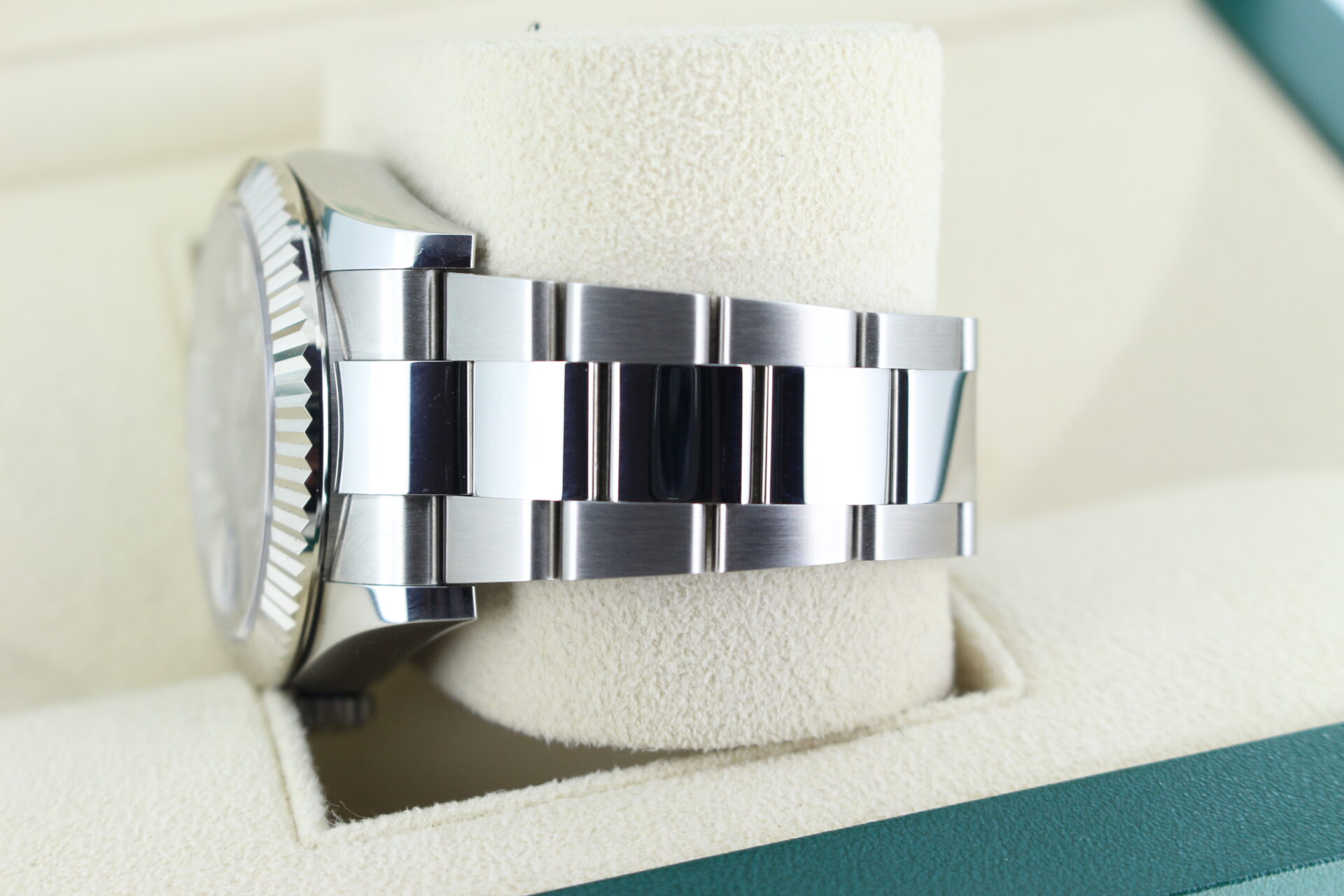 Rolex Sky-Dweller Blue Dial 336934 - Image 9