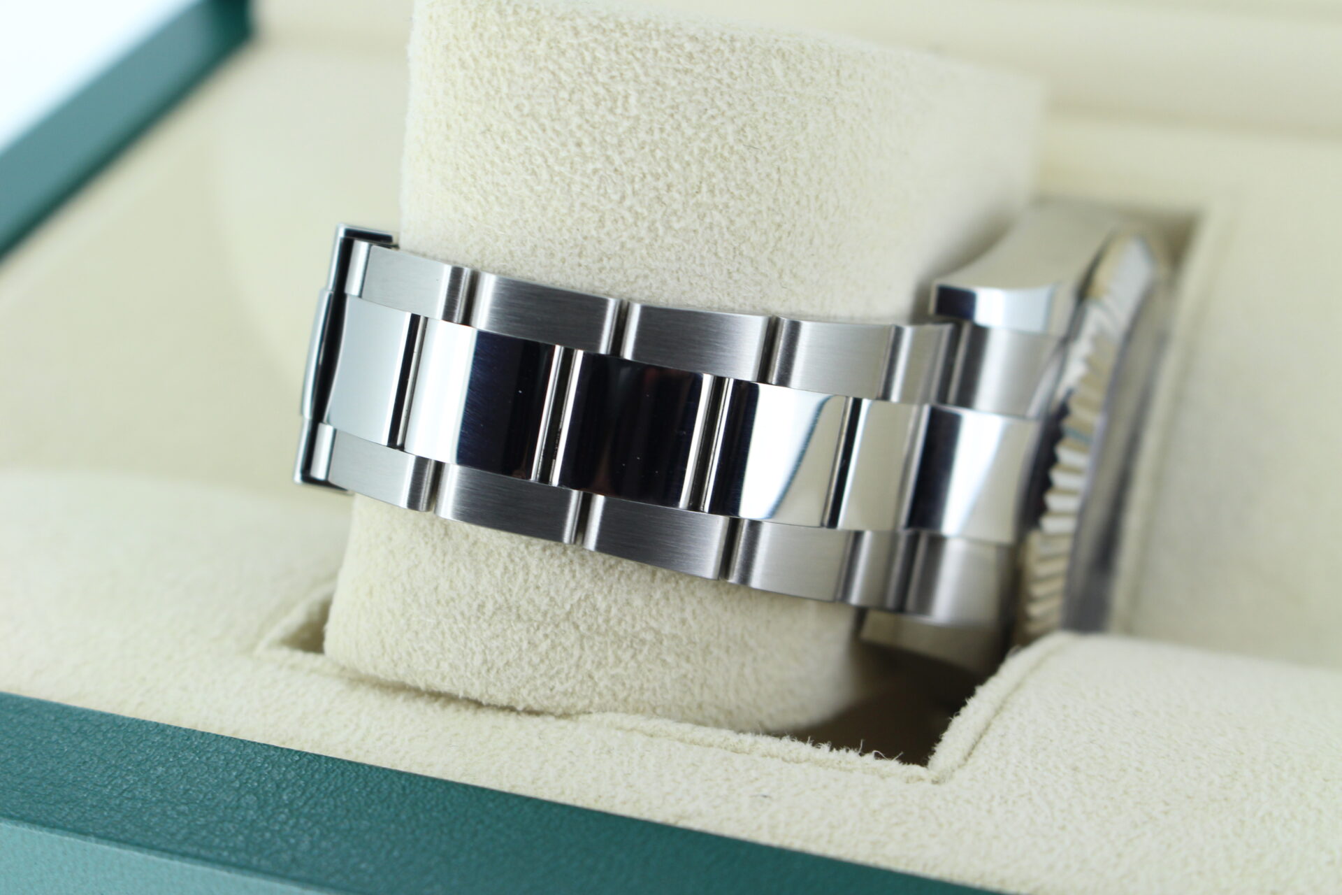 Rolex Sky-Dweller Blue Dial 336934 Oyster bracelet