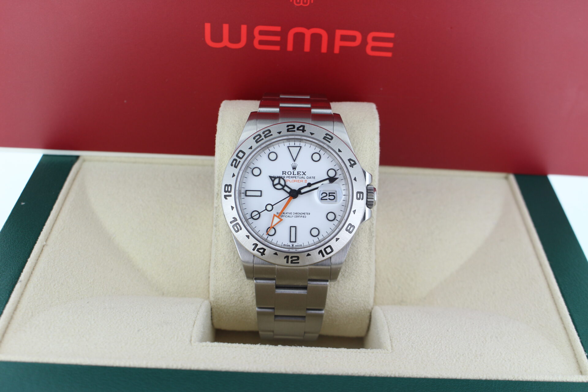 Rolex Explorer II Polar 226570