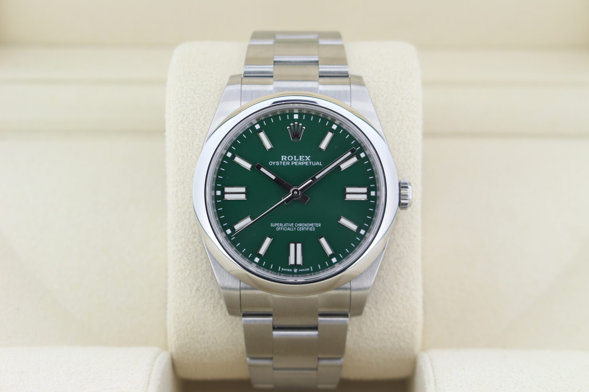 Rolex Oyster Perpetual 41 Green 124300