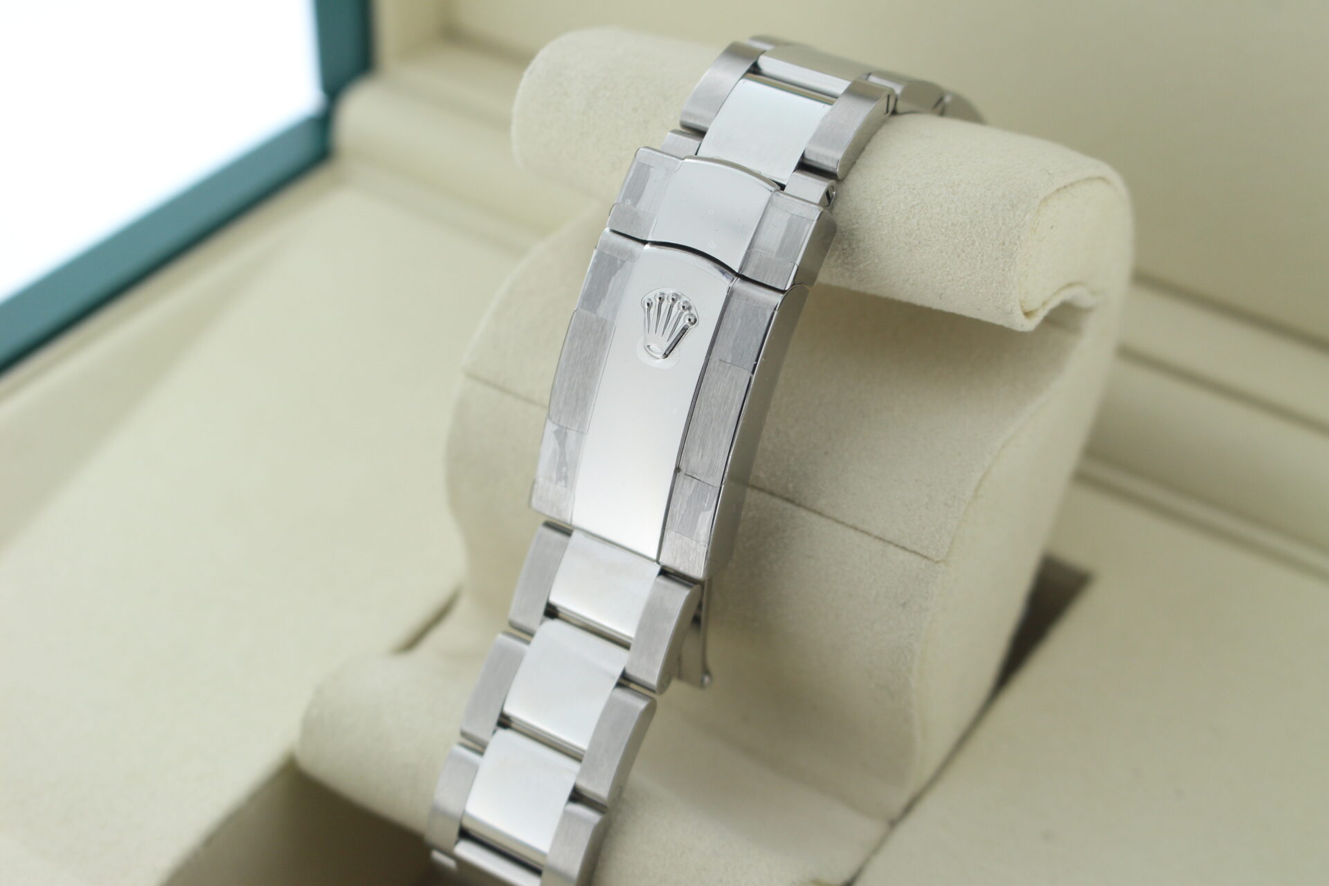 Rolex Datejust 41 Slate Grey 126334 clasp fully stickered