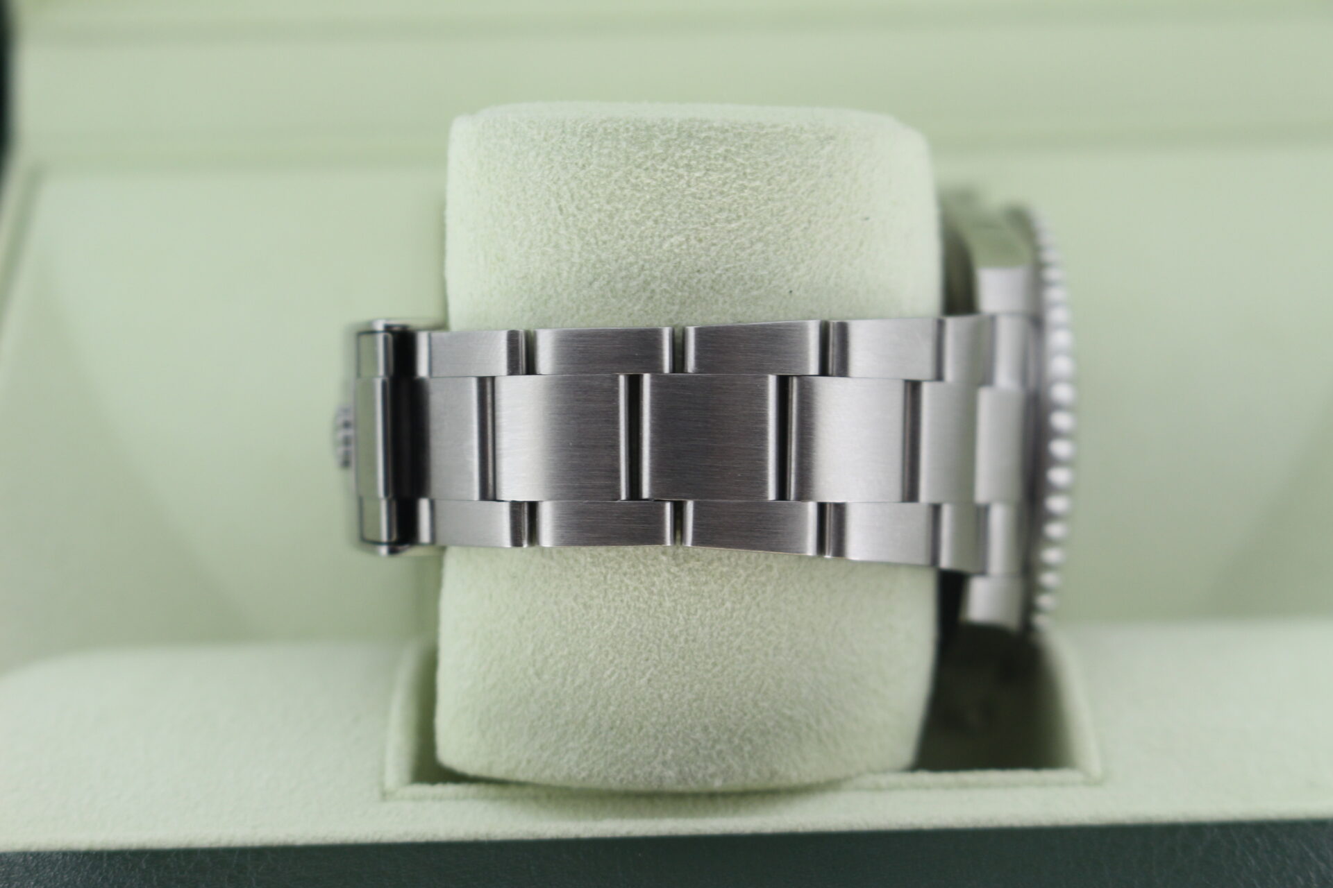 Rolex Submariner Date 40mm 116610LN Oyster bracelet