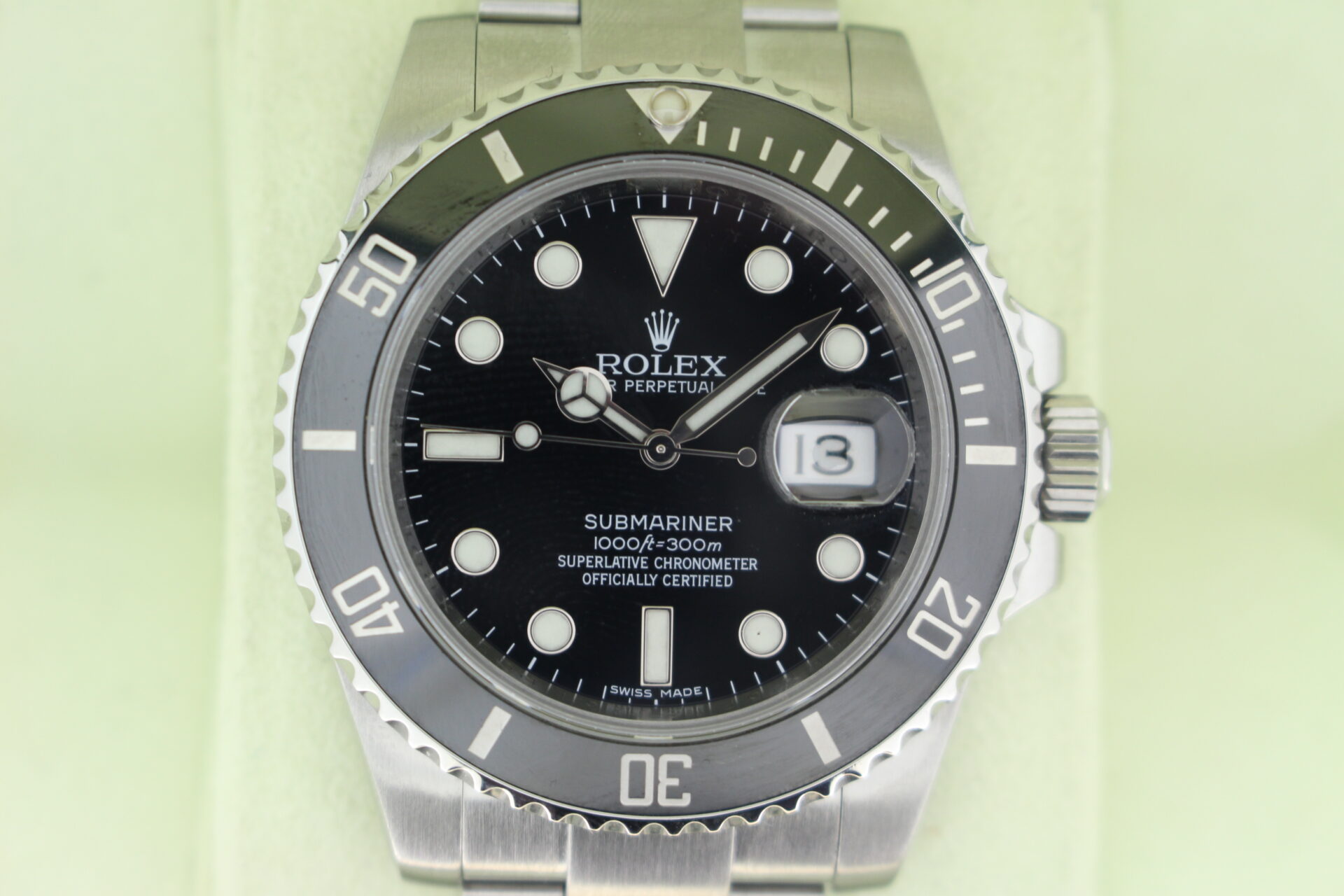 Rolex Submariner Date 40mm 116610LN watch face