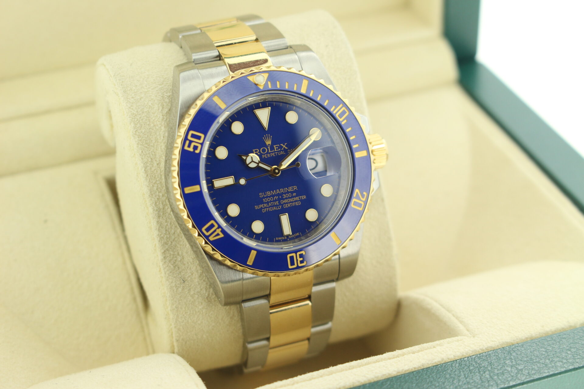 Rolex Submariner Bluesy 40mm 116613LB facing towards the right to show the left angle