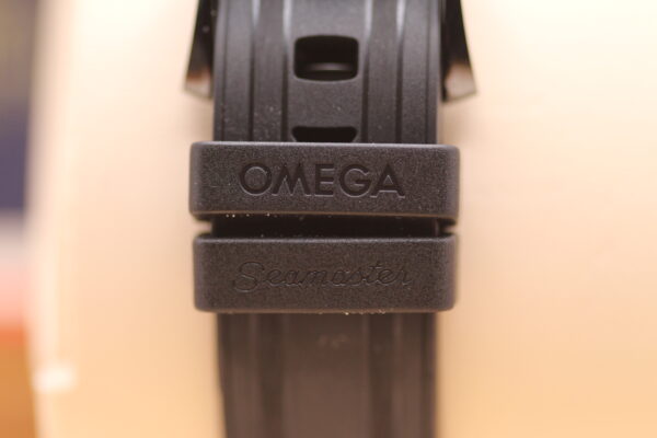 Omega Seamaster rubber strap