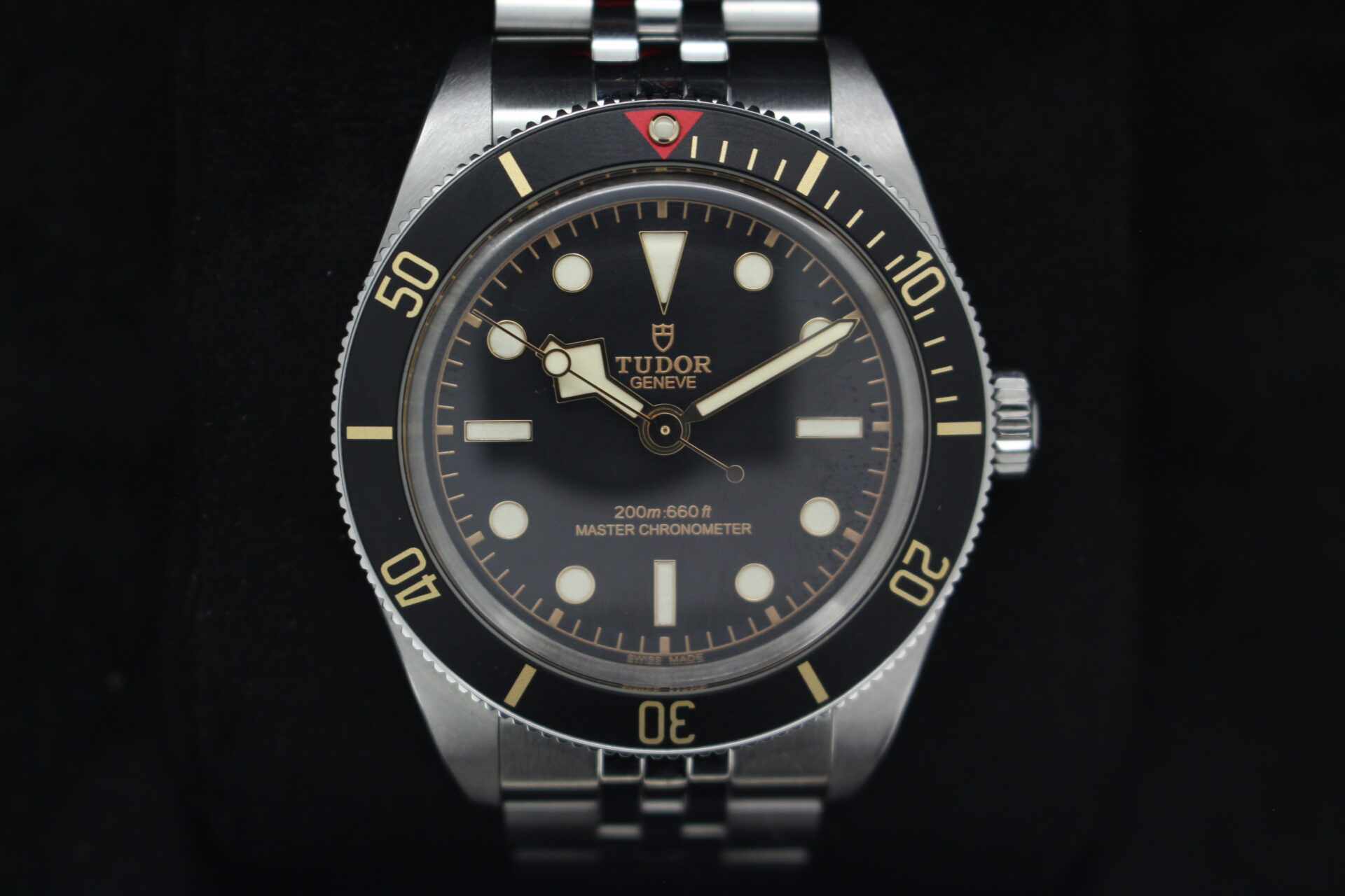 Tudor Black Bay 58 7939A1A0NU watch face