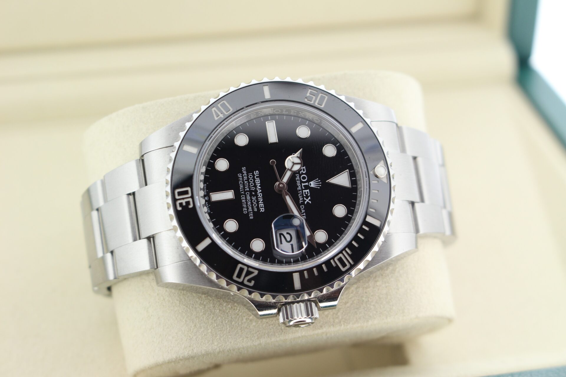 Rolex Submariner Date 41mm 126610LN on it's side