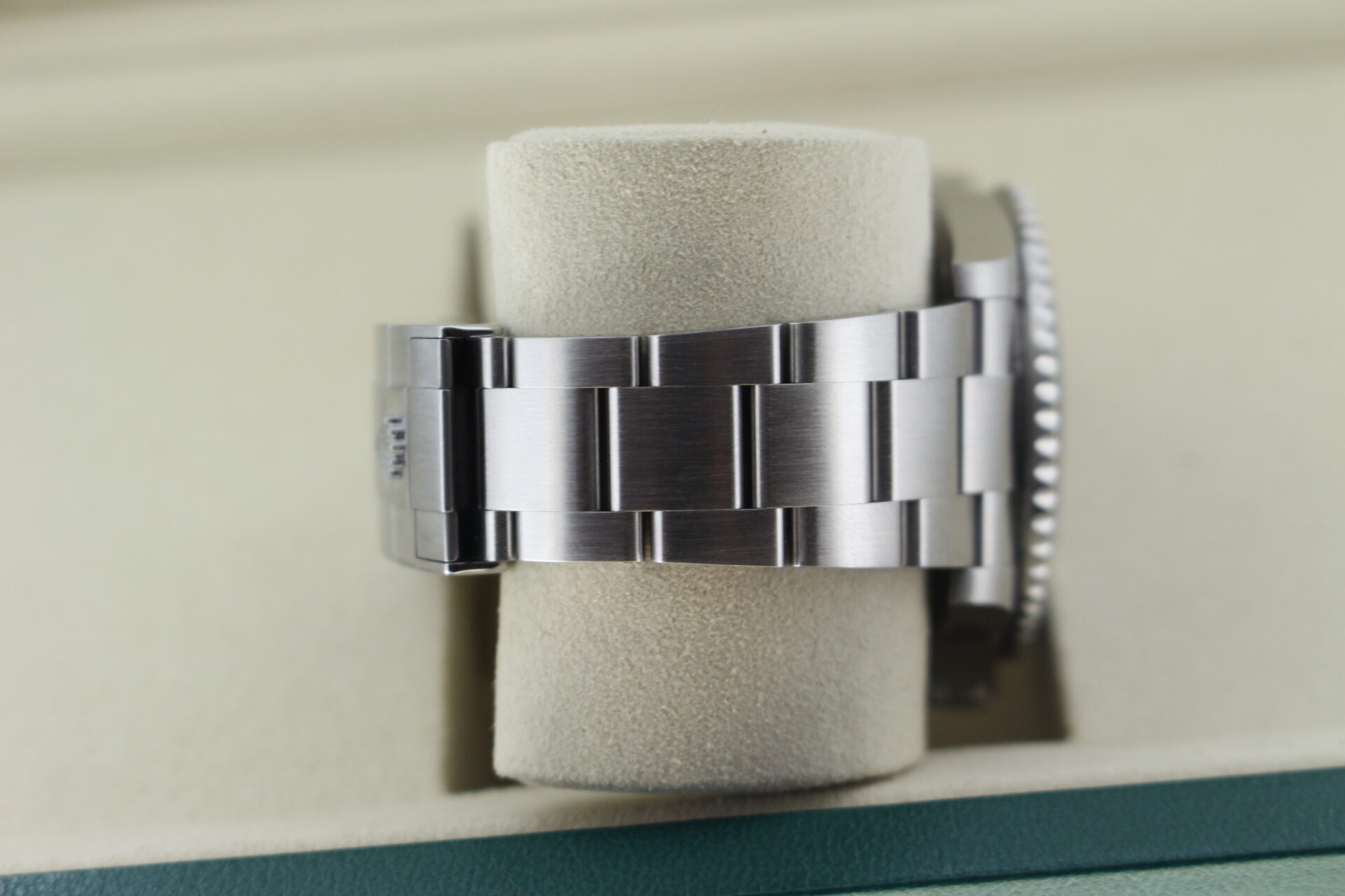 Rolex Submariner Date 41mm 126610LN Oyster bracelet