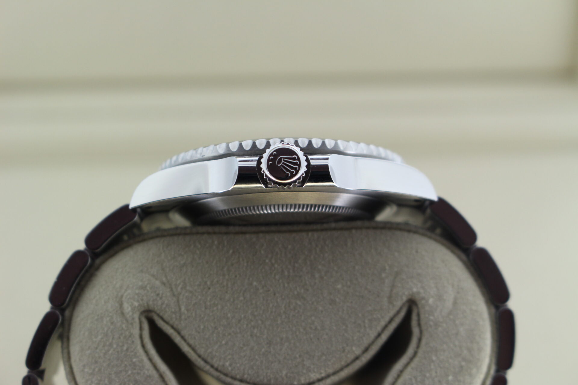 Rolex Submariner Date 41mm 126610LN crown