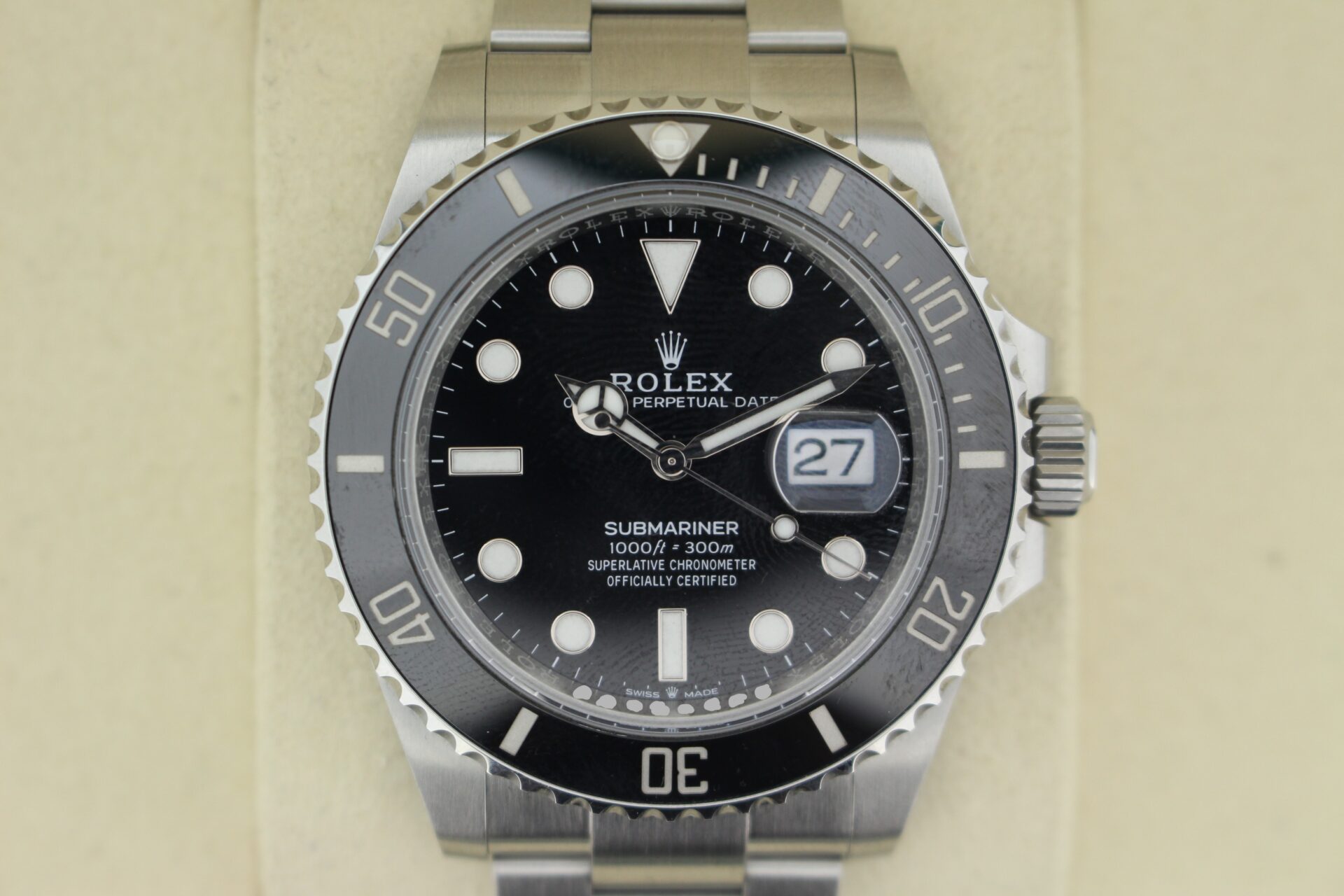 Rolex Submariner Date 41mm 126610LN watch face