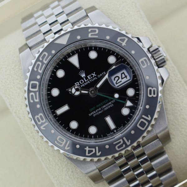 Rolex GMTY Master II Bruce Wayne 126710GRNR