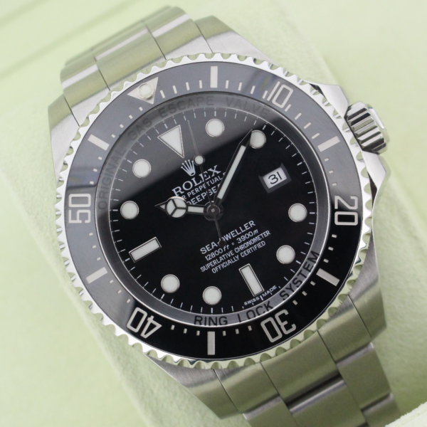 Rolex Sea-Dweller Deepsea 116660