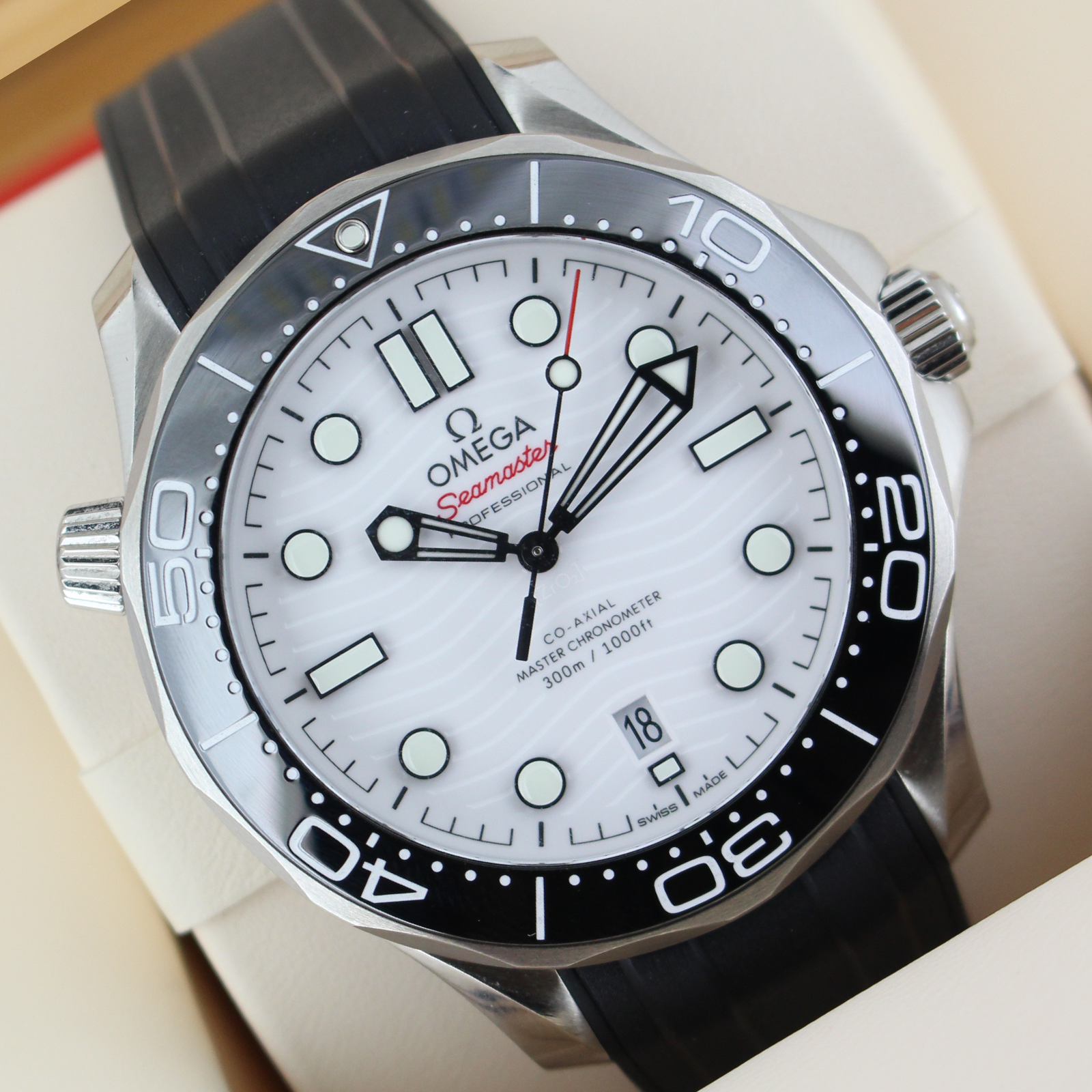 Omega Seamaster 300m White