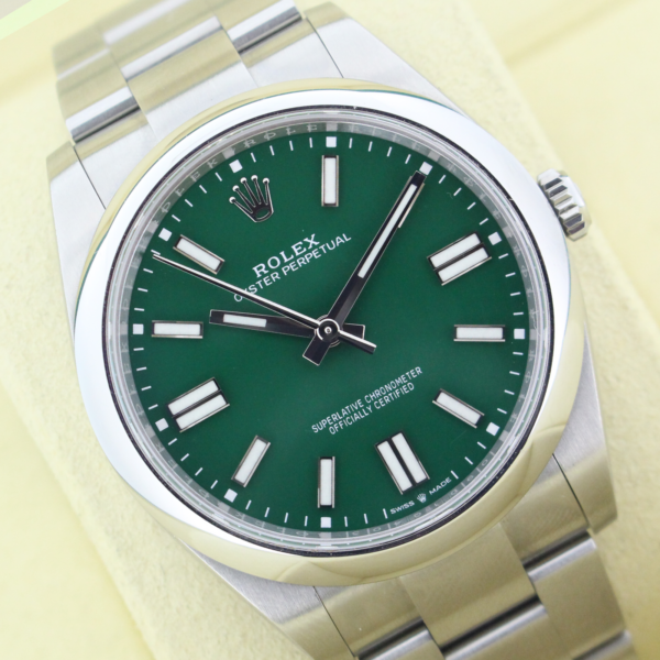 Rolex Oyster Perpetual 41 Green Dial 124300